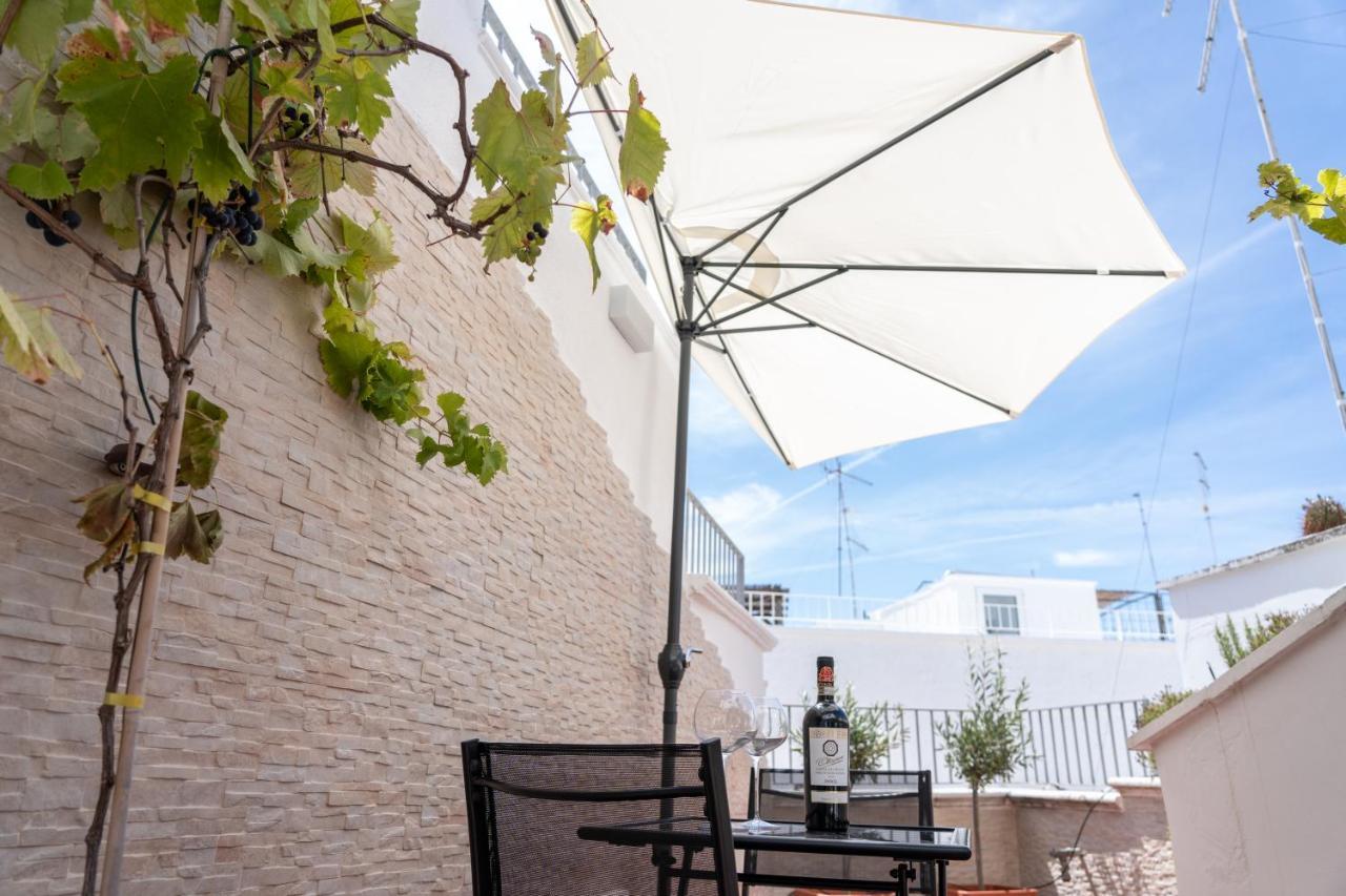 Wineart House, Terracielo Indipendente Nel Centro Di Monopoli Lägenhet Exteriör bild